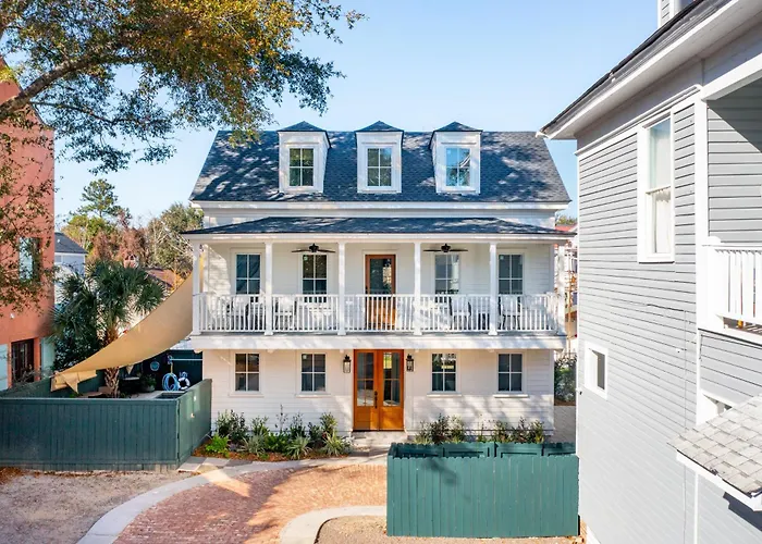 The Inn At 257